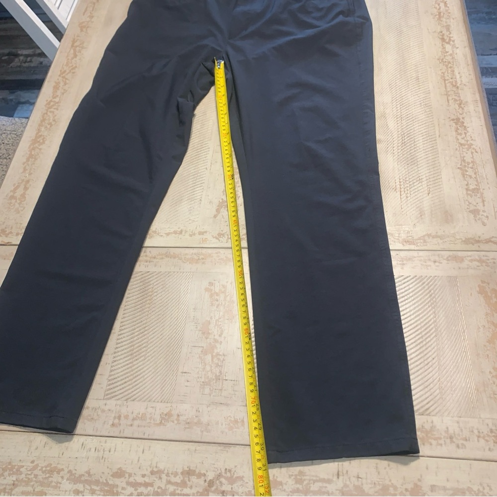 Greg Norman Shark Performance Dark Gray Pants Golf Leisure 38X31